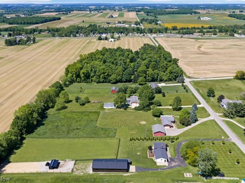 695 SW Lebanon Road, Dalton, OH 44618 Photo 5