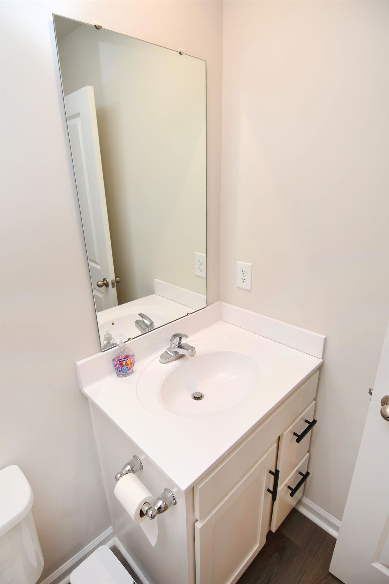 151 Villa Grande St.  Photo 32