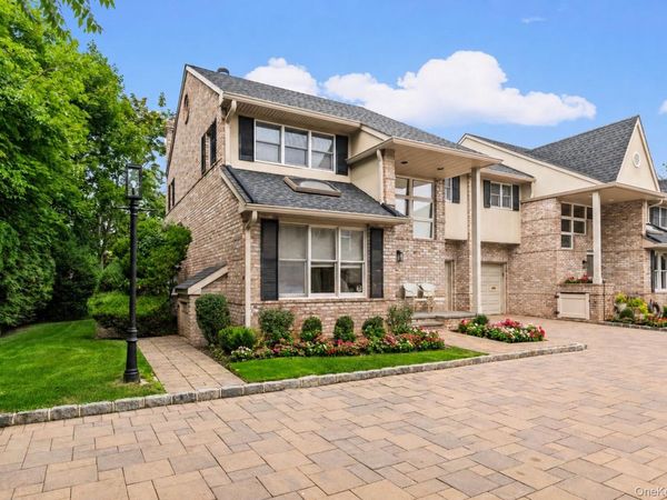 1180 Broadway , Unit 1, Hewlett, NY 11557