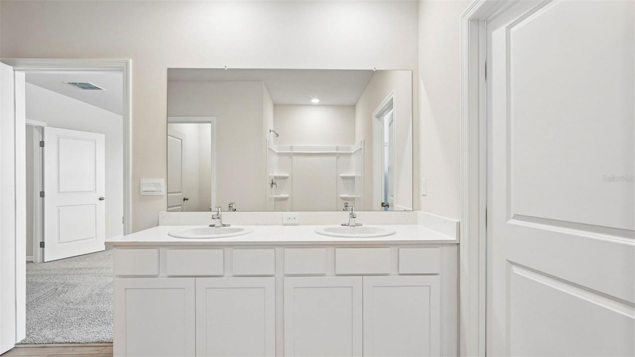 5724 Silver Moonlight Drive, Palmetto, FL 34221 Photo