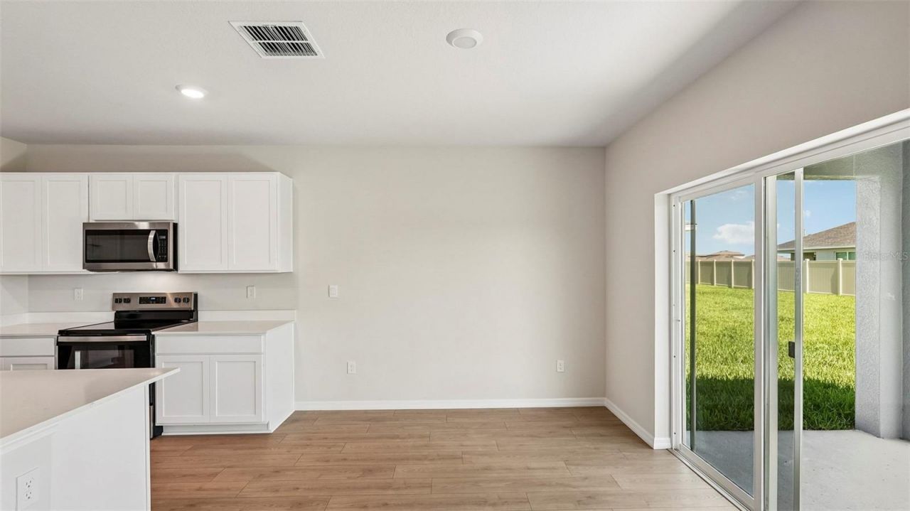 5724 Silver Moonlight Drive, Palmetto, FL 34221 Photo