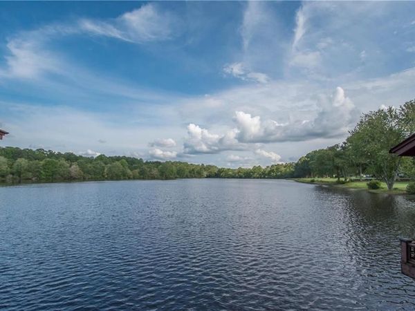 8 Northlake Circle , Peachtree City, GA 30269