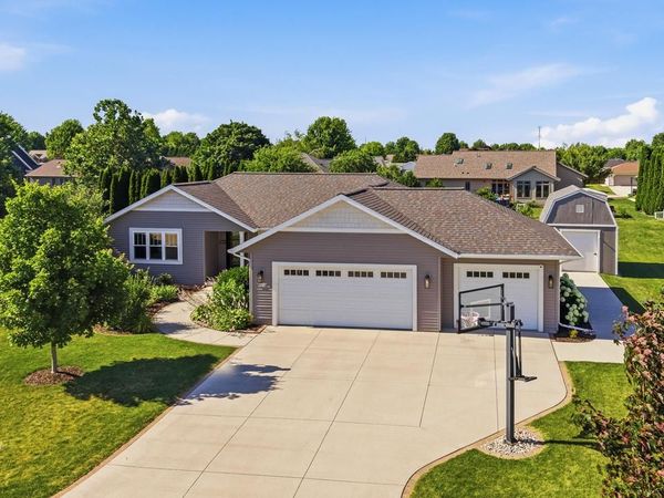 2616 Creekview COURT, Sheboygan, WI 53081