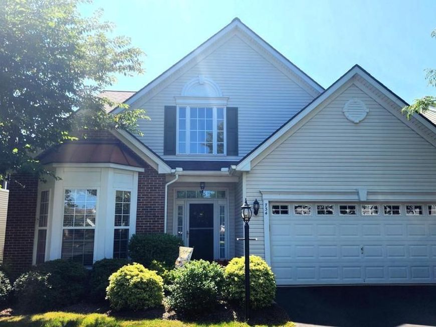 734 Twining Way, Collegeville, PA 19426 Main Photo