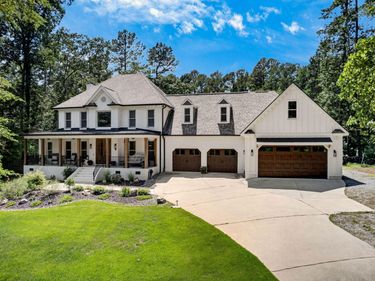 4104 Ridgebrook Bluffs Drive, Raleigh, NC 27603
