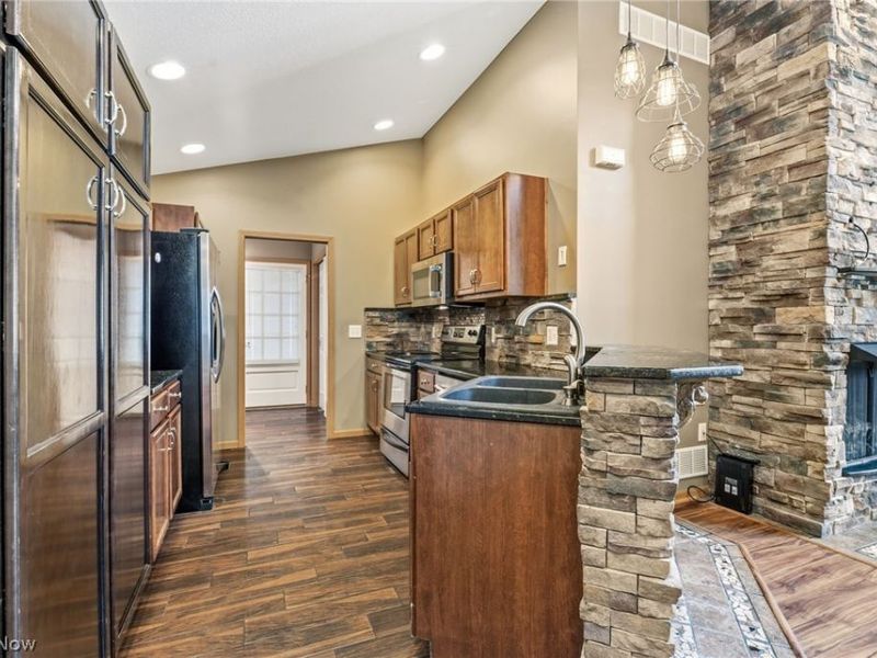 2601 Barnstone Avenue SW, Canton, OH 44706 Photo 9