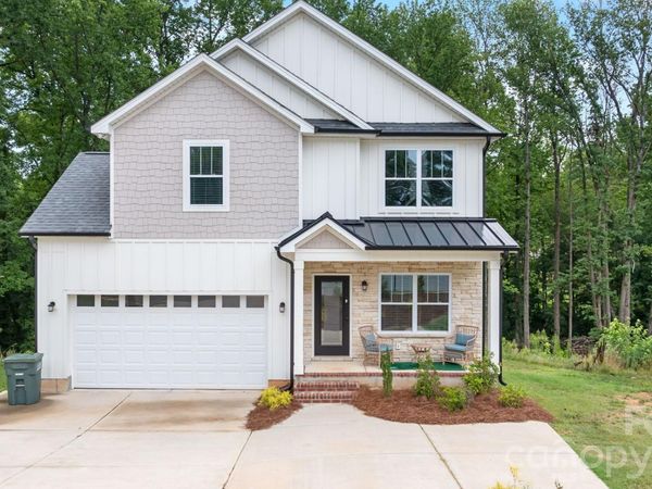 2130 N New Hope Road , Gastonia, NC 28054