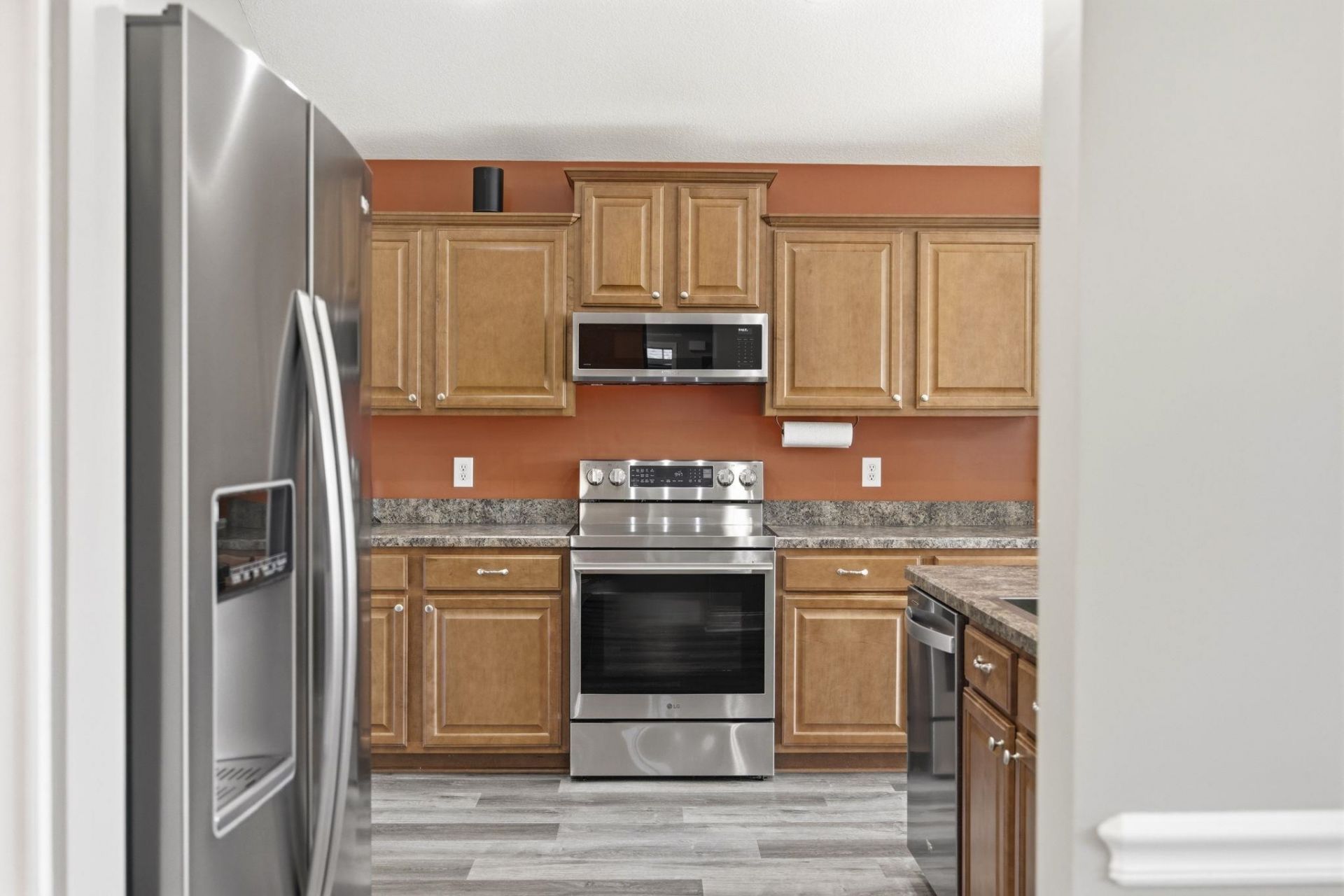 228 Macarthur Dr.  Photo 16