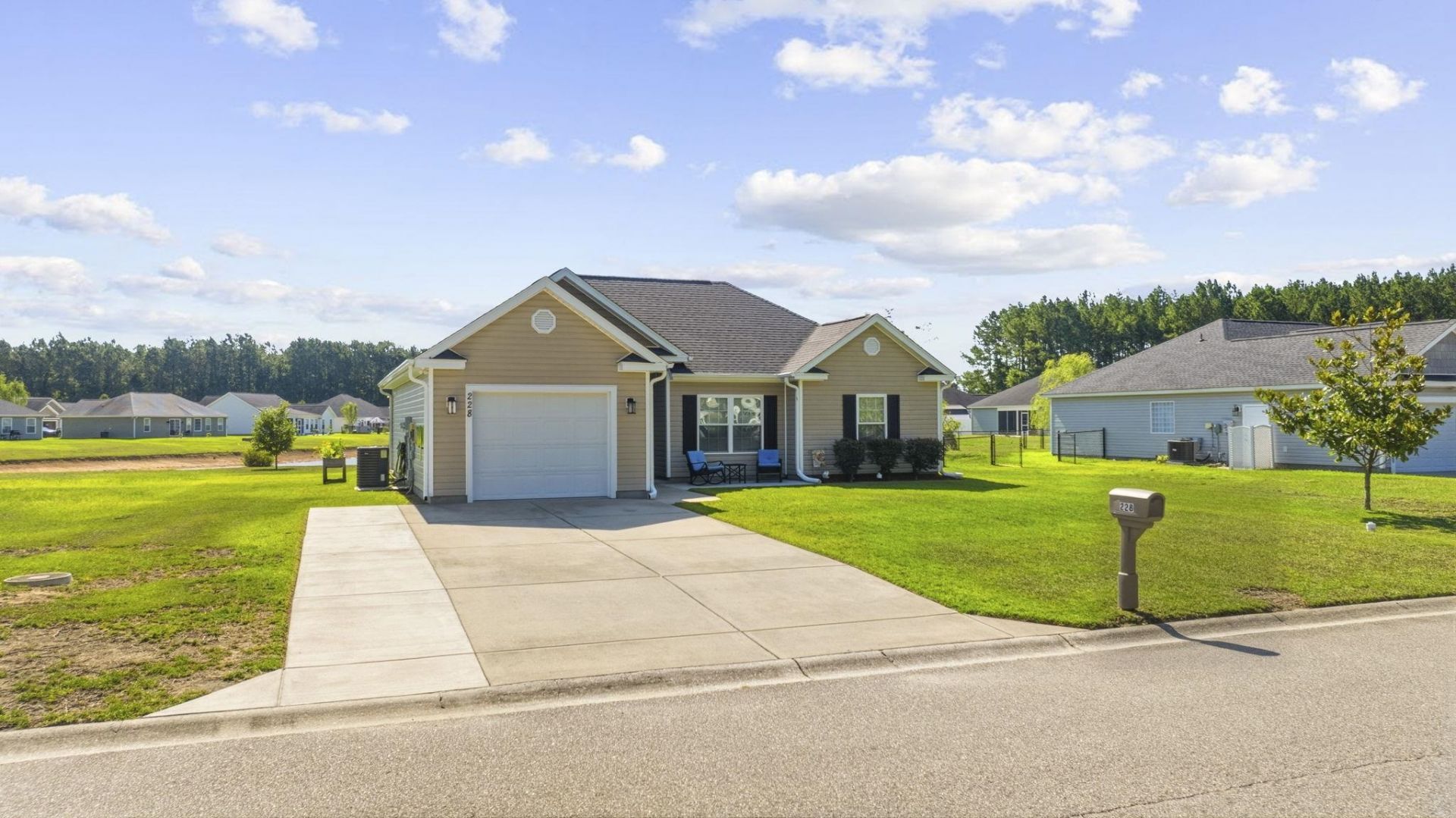 228 Macarthur Dr.  Photo 45