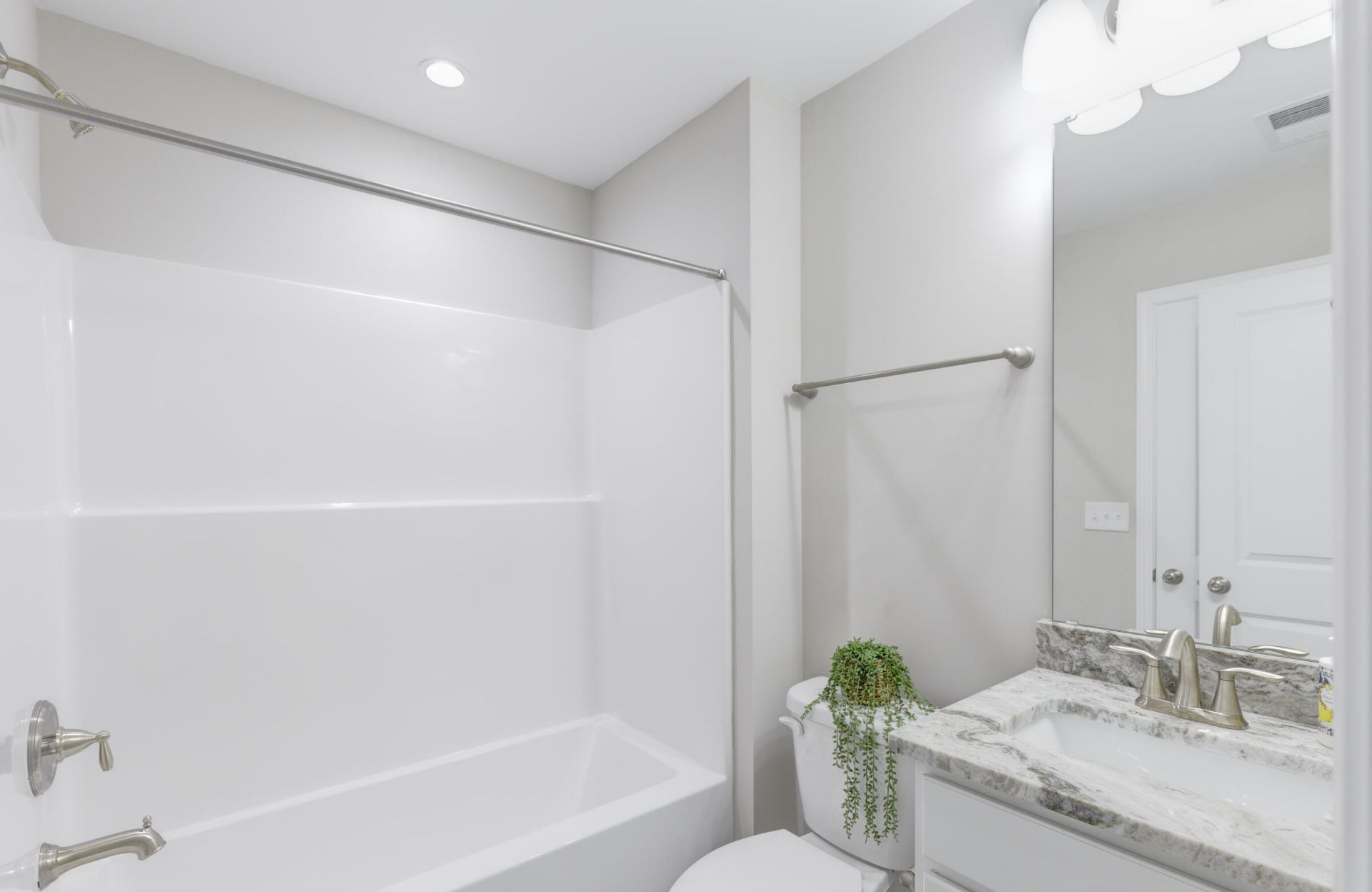 122 Thompson Street Photo 39