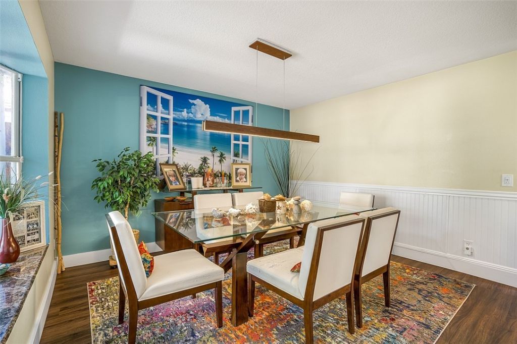 490 10th Place, Vero Beach, FL 32960 Photo