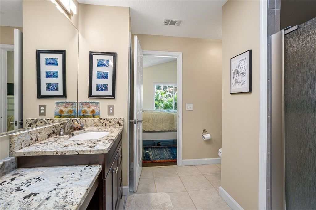 490 10th Place, Vero Beach, FL 32960 Photo