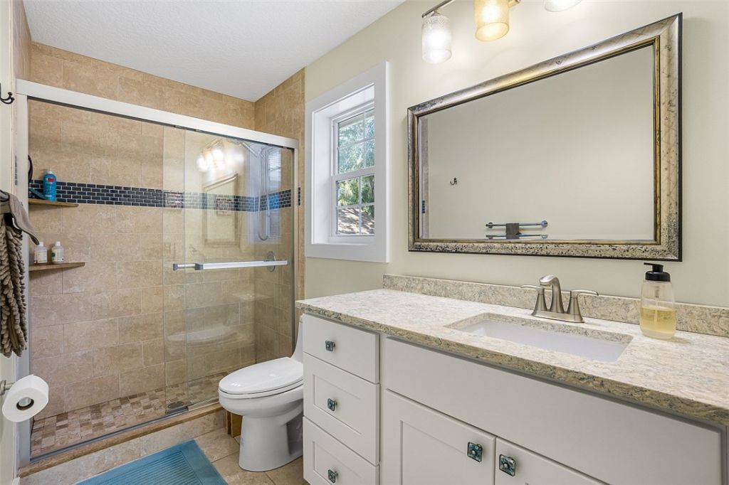 490 10th Place, Vero Beach, FL 32960 Photo