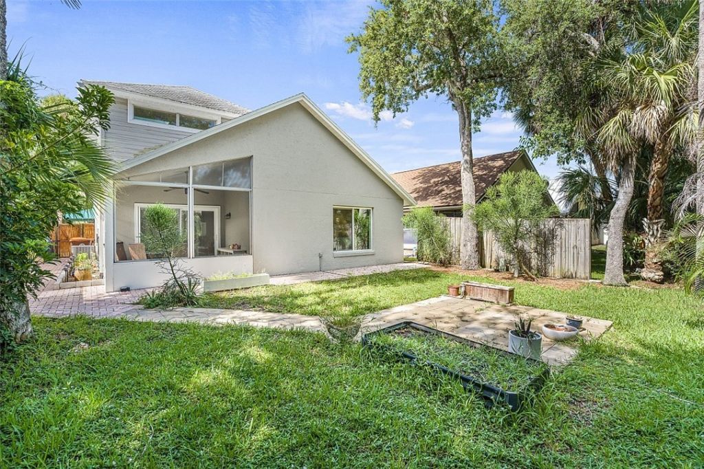 490 10th Place, Vero Beach, FL 32960 Photo