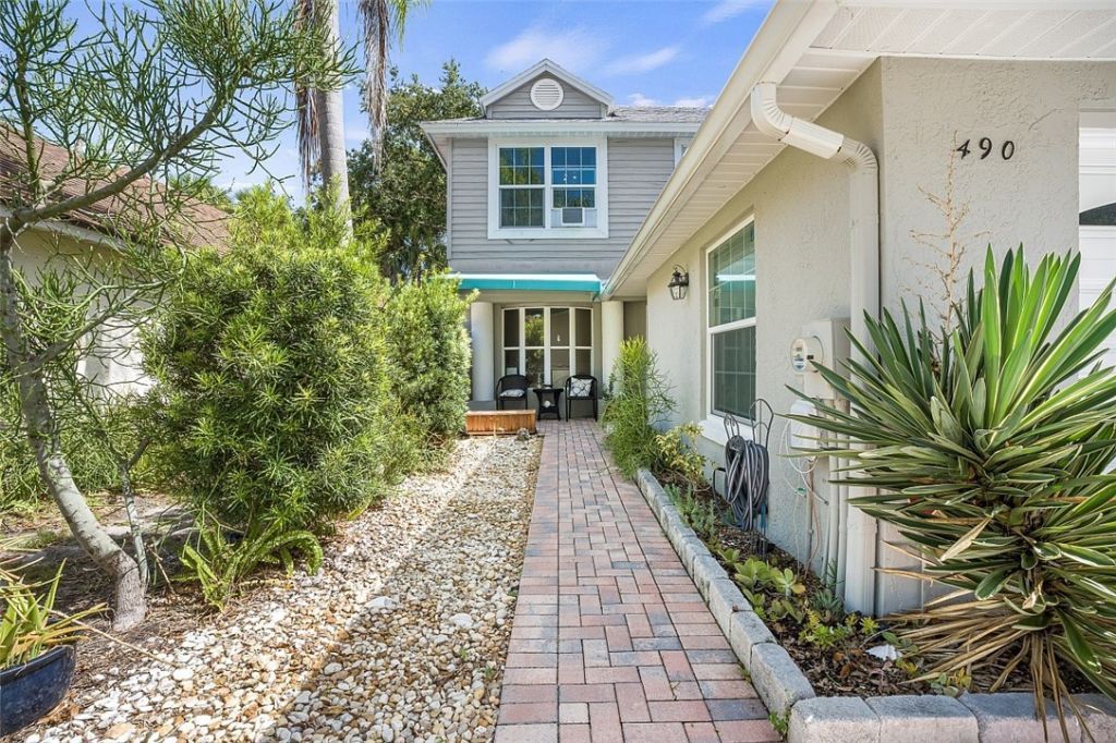 490 10th Place, Vero Beach, FL 32960 Photo