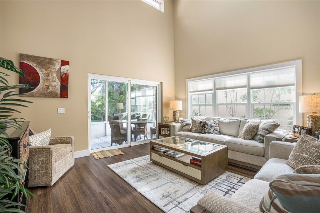 490 10th Place, Vero Beach, FL 32960 Photo