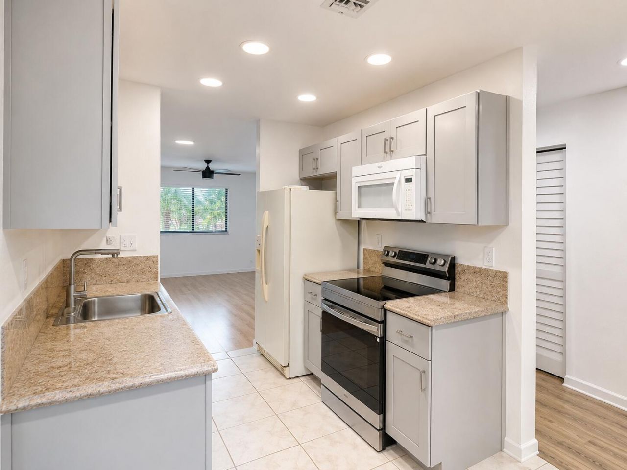 1363 NW 94th Way, Unit 1363, Coral Springs, FL 33071 Photo