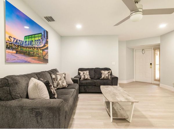 300 CROSSWINDS Drive, Unit B1, Greenacres, FL 33413