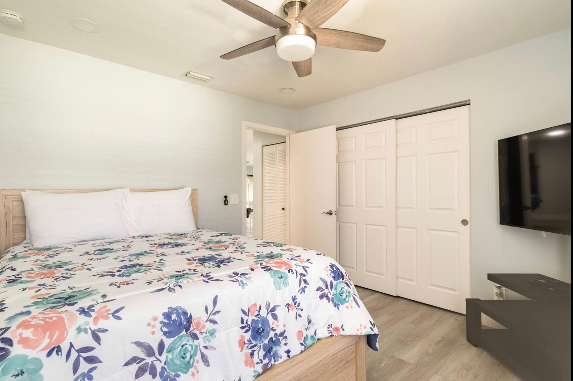 300 Crosswinds Drive, Unit B1, Greenacres, FL 33413 Photo