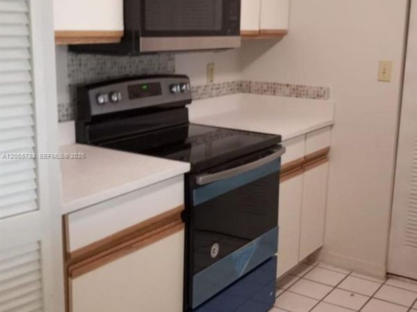 9901 Westview Dr , Unit 315, Coral Springs, FL 33076