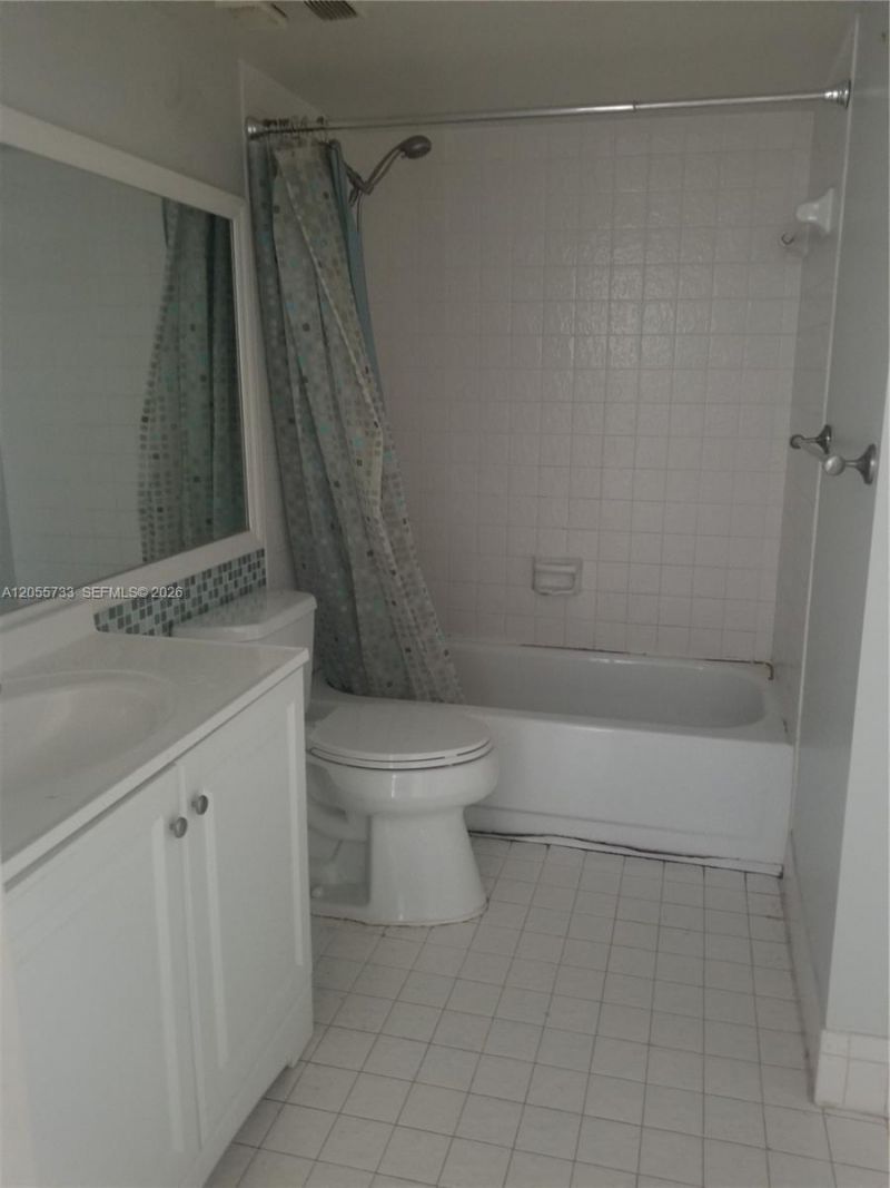 9901 Westview Dr , Unit 315, Coral Springs, FL 33076 Photo
