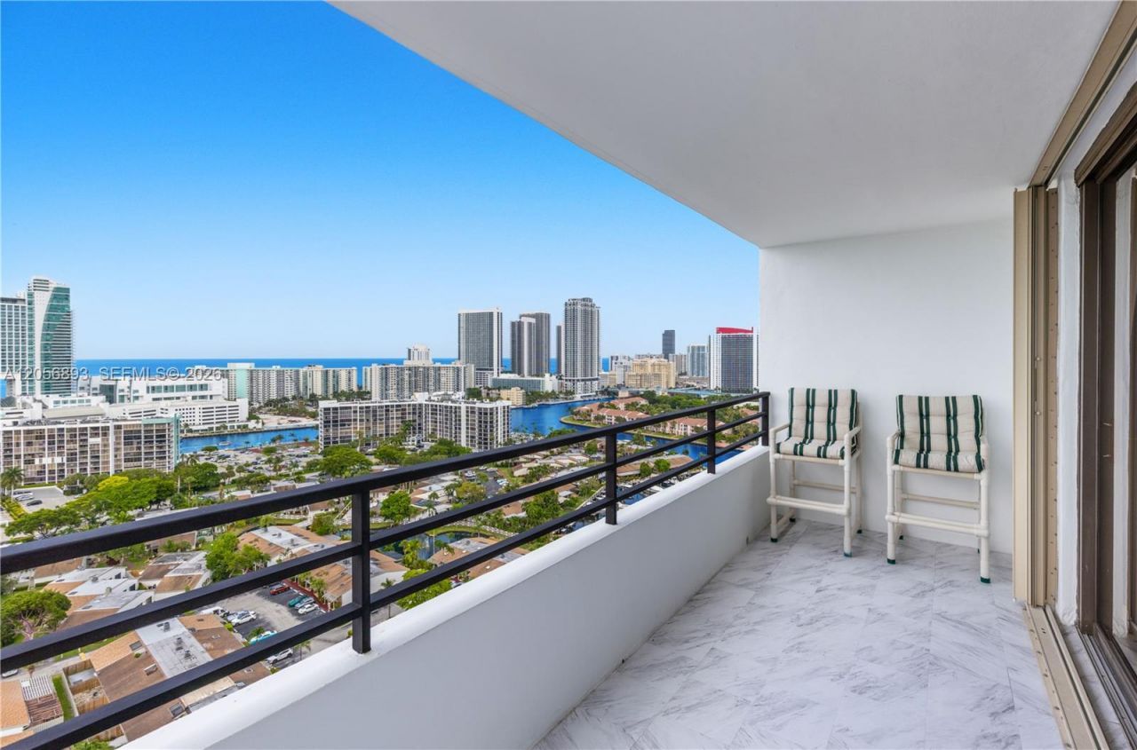 2500 Parkview Dr , Unit 2405, Hallandale Beach, FL 33009 Photo