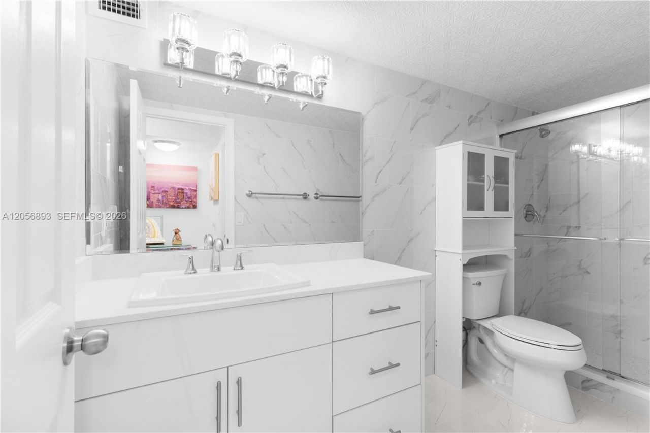 2500 Parkview Dr , Unit 2405, Hallandale Beach, FL 33009 Photo