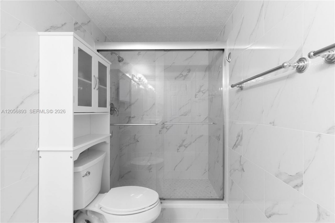 2500 Parkview Dr , Unit 2405, Hallandale Beach, FL 33009 Photo