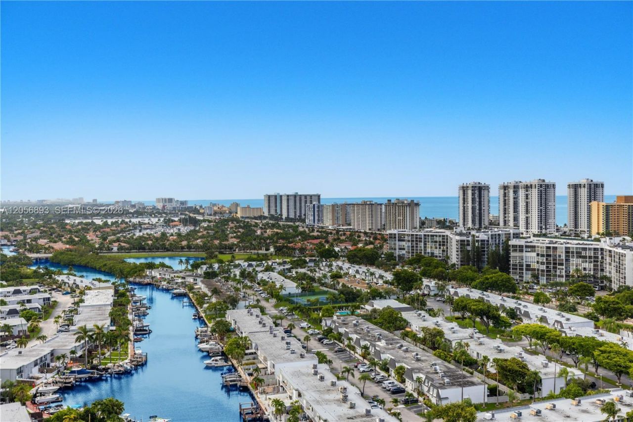 2500 Parkview Dr , Unit 2405, Hallandale Beach, FL 33009 Photo