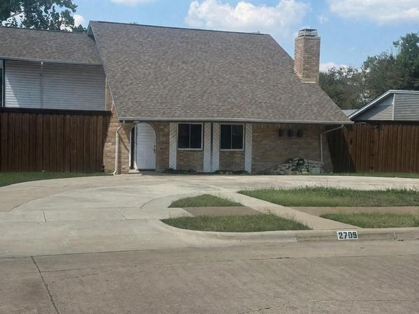 2709 Peppertree Place , Plano, TX 75074