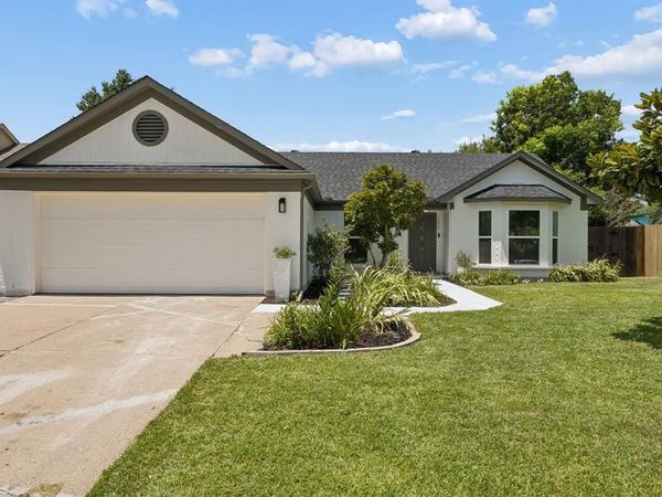 7805 Estates Way, Rowlett, TX 75089