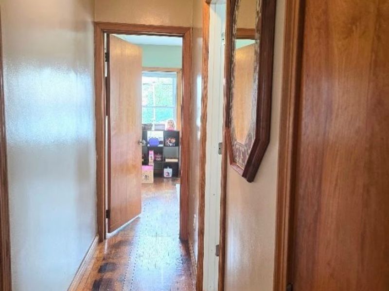 208 E Union Avenue, West Lafayette, OH 43845 Photo 10