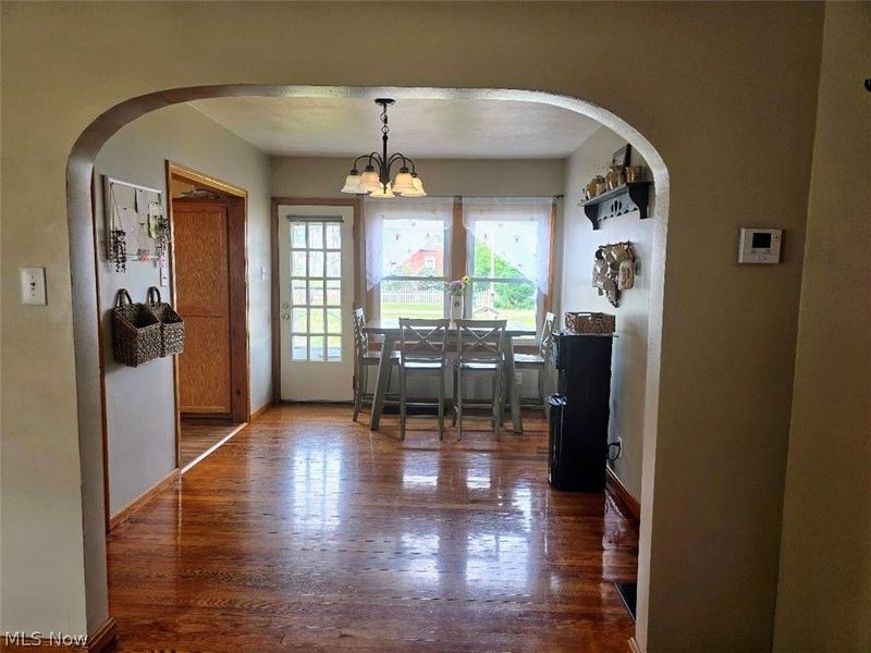 208 E Union Avenue, West Lafayette, OH 43845 Photo 6