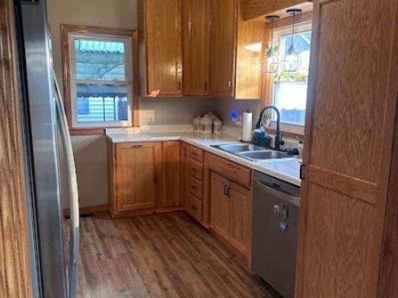 208 E Union Avenue, West Lafayette, OH 43845 Photo 7