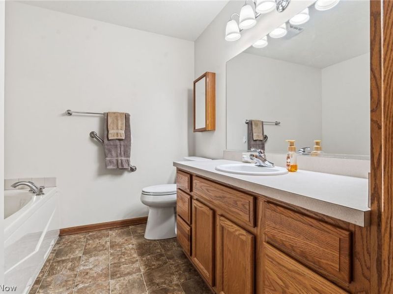 3477 Elmhurst Circle, Uniontown, OH 44685 Photo 21