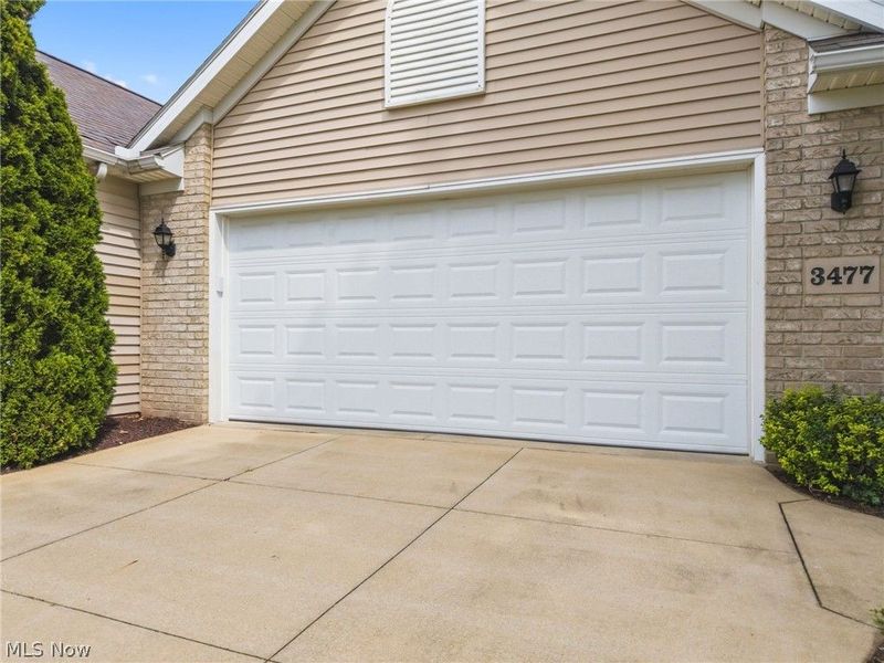 3477 Elmhurst Circle, Uniontown, OH 44685 Photo 4