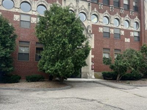 145 Broad St, Unit 18, Attleboro, MA 02760
