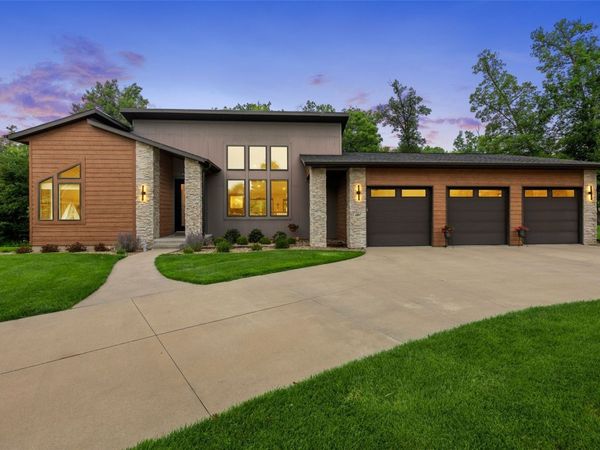 4807 Keystone Ridge SE, Cedar Rapids, IA 52403