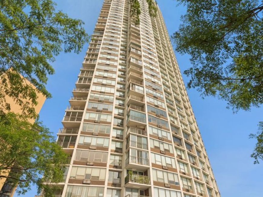 Main Photo