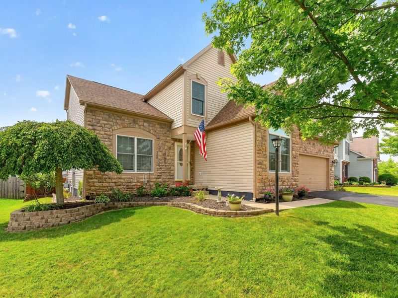 1937 Fawn Meadow Drive, Marysville, OH 43040 Photo 4