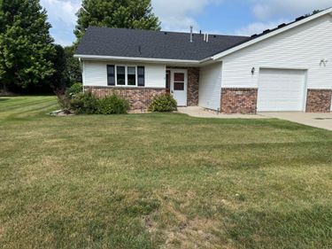 2608 10th Street SW, Willmar, MN 56201