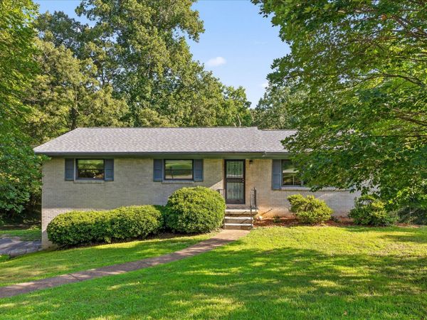517 Randall Street, Hixson, TN 37343