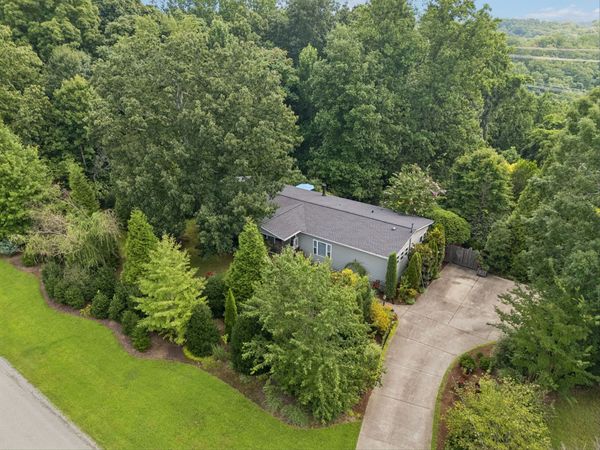5499 Old Sams Creek Rd , Pegram, TN 37143