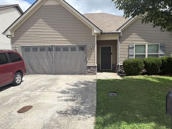 3376 Tourmaline Dr, Murfreesboro, TN 37128