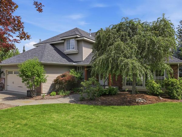 4815 S Bella Vista Dr, Veradale, WA 99037