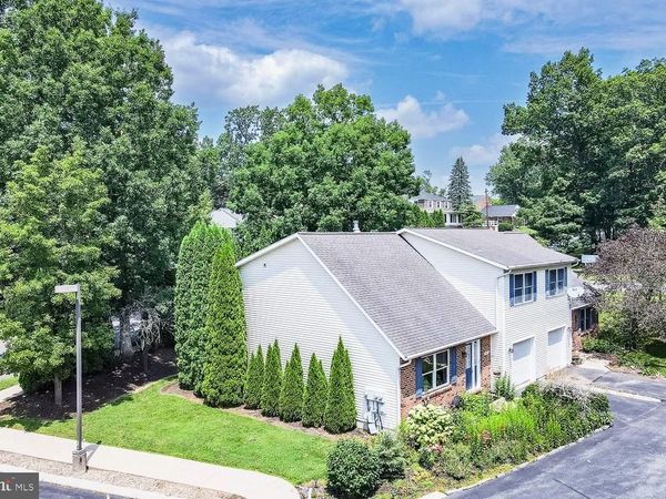 301 AMBLEWOOD WAY, STATE COLLEGE, PA 16803
