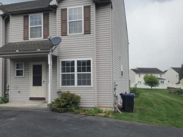 667 WALNUT TREE DRIVE , BLANDON, PA 19510