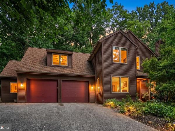 251 POPLAR LANE , ELIZABETHTOWN, PA 17022