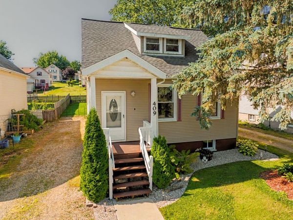 409 4th Avenue, New Glarus, WI 53574