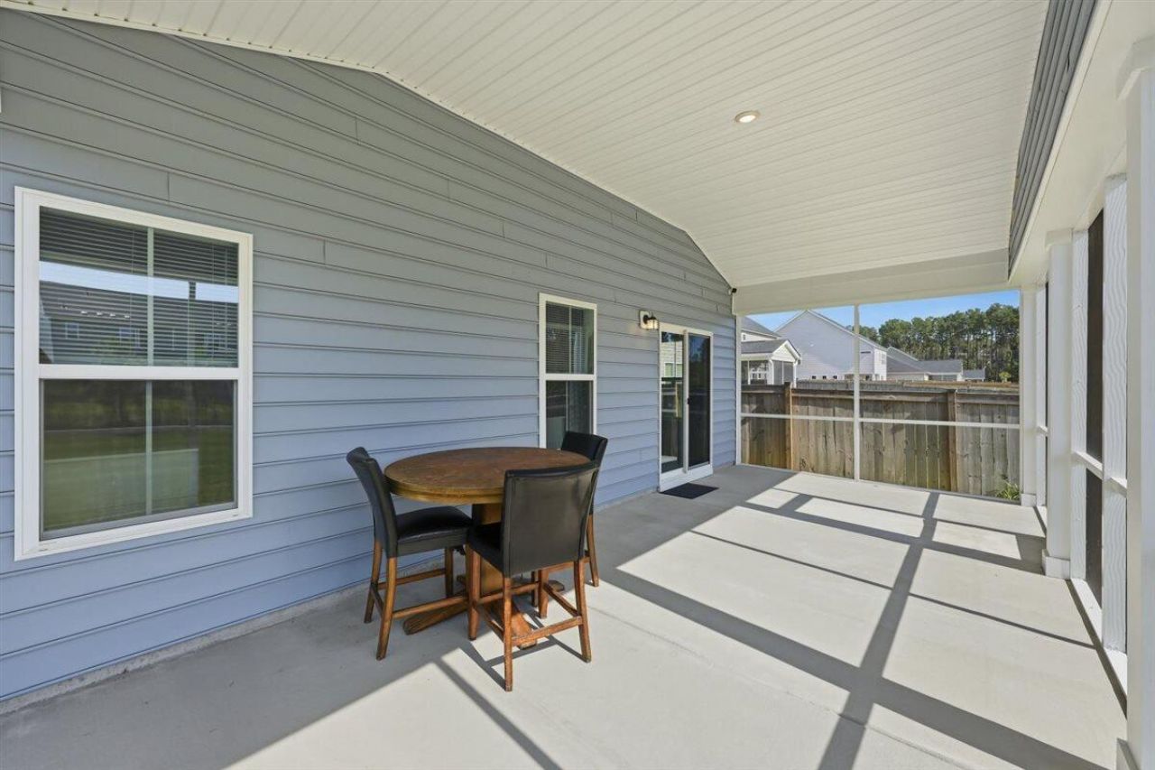 1095 Fitzgerald Court Photo 47
